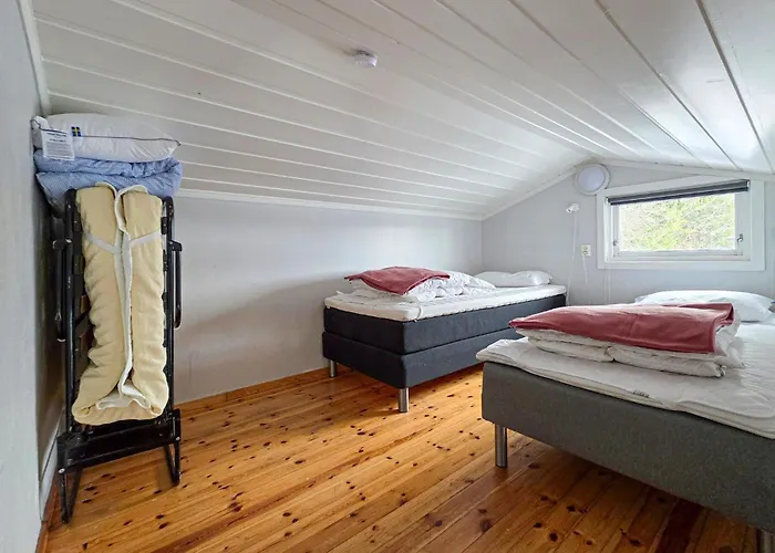 Stunning In Krokkleiva With Sauna *